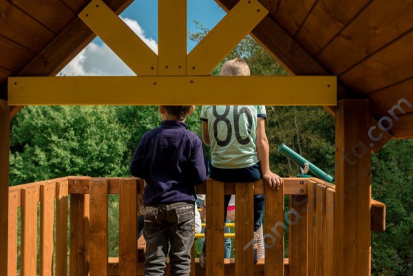 Детская площадка Выше Всех Дача