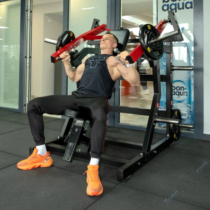 Наклонный грудной жим на свободных весах (черно-красный) Protrain PP101