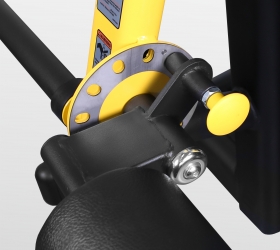 Разгибание ног сидя Bronze Gym PL-1711